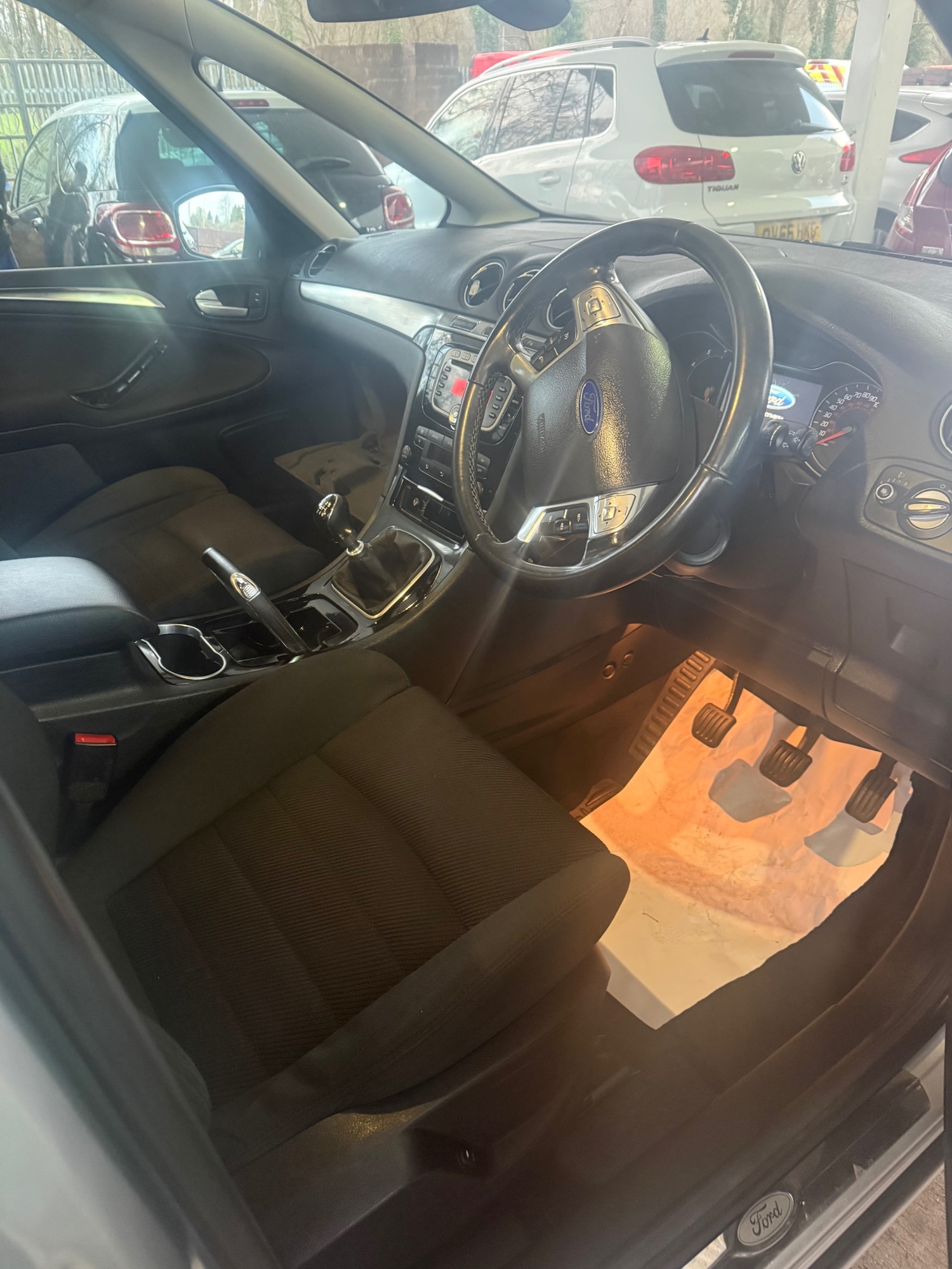 Used Ford S-Max 2011 for sale - 77063452: Photo 3