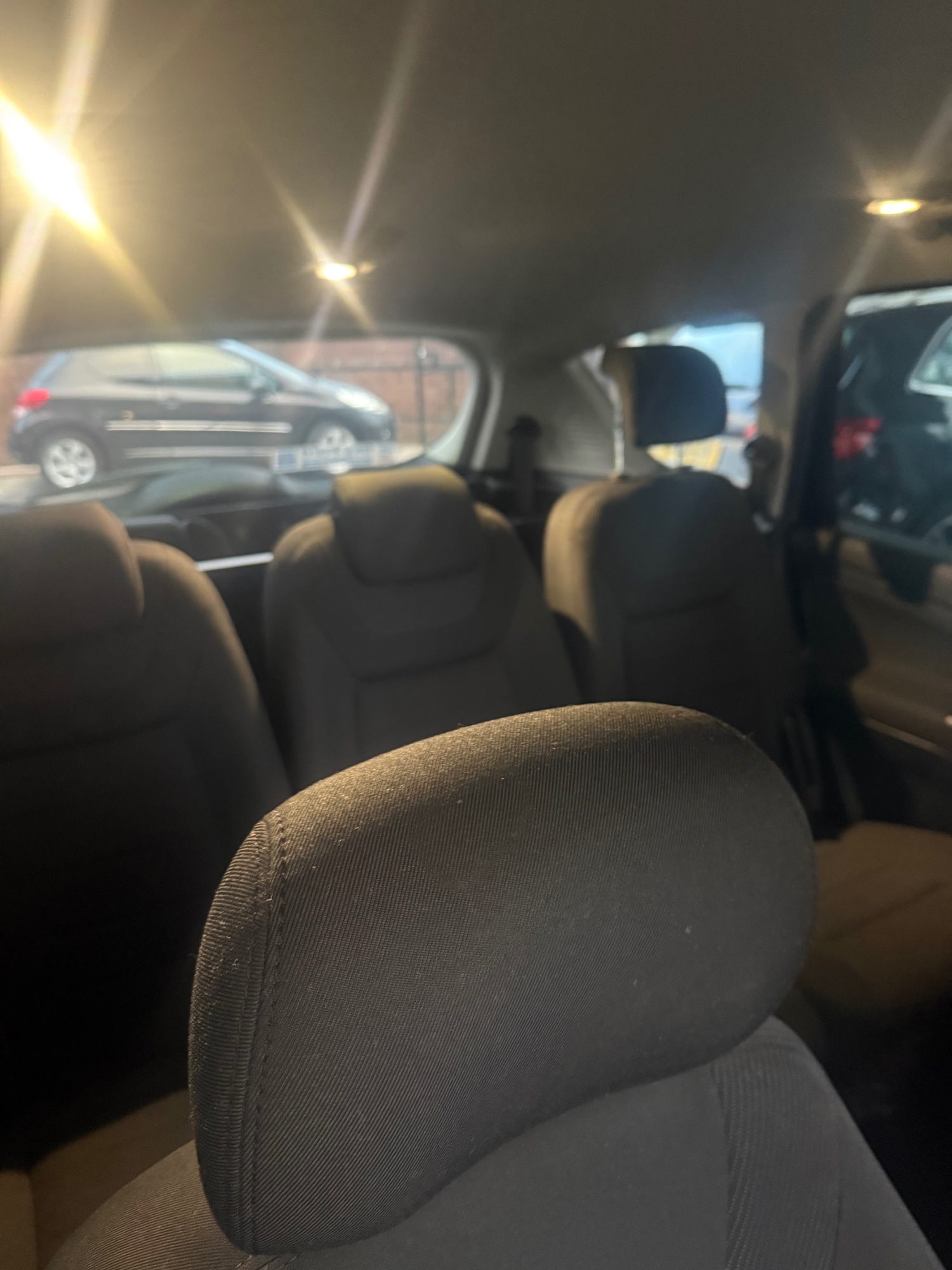 Used Ford S-Max 2011 for sale - 77063452: Photo 4