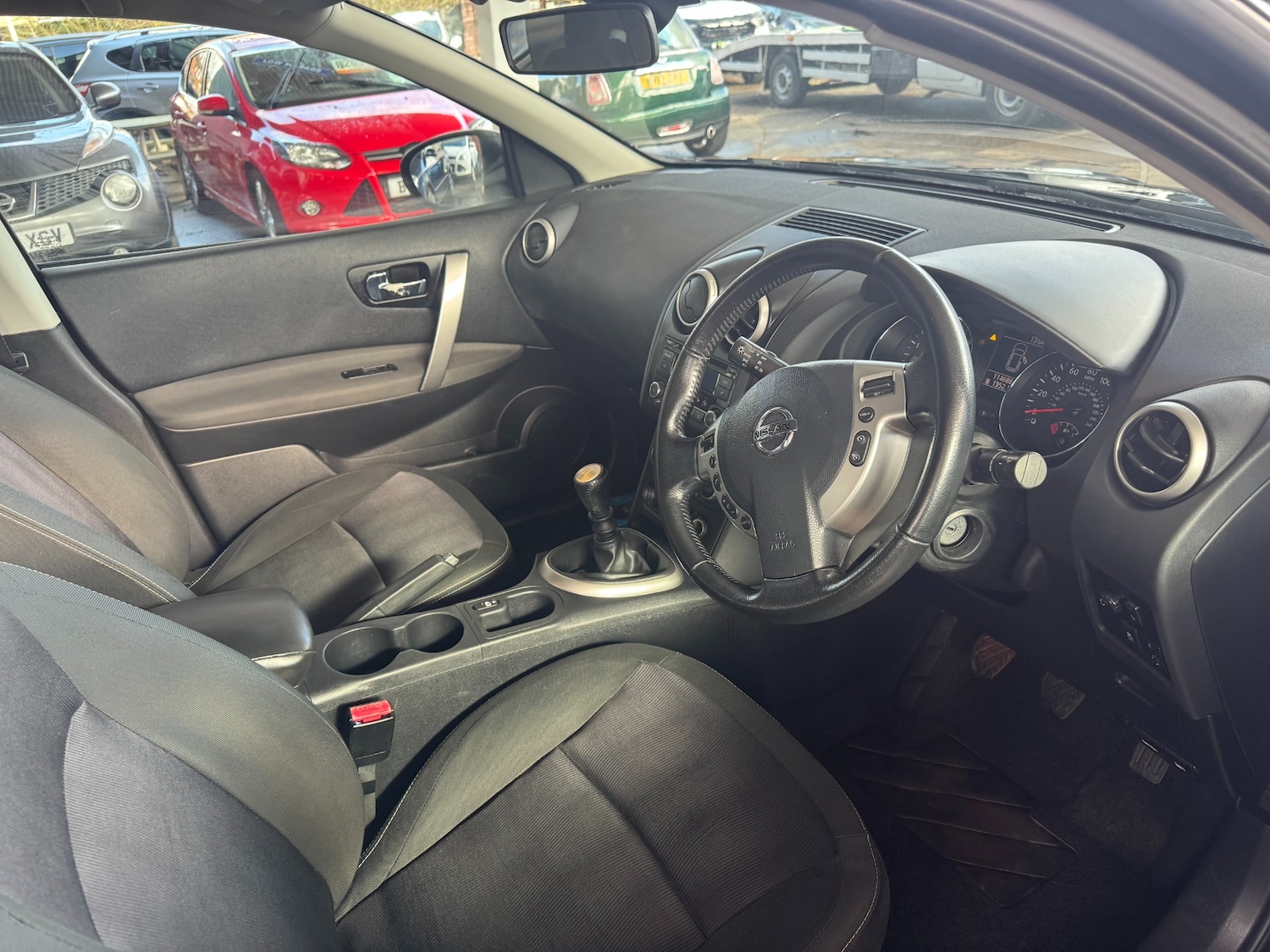 Used Nissan Qashqai 2012 for sale - 77603786: Photo 4