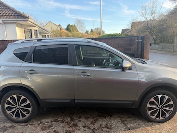 Used Nissan Qashqai 2010 for sale - 76651085: Photo