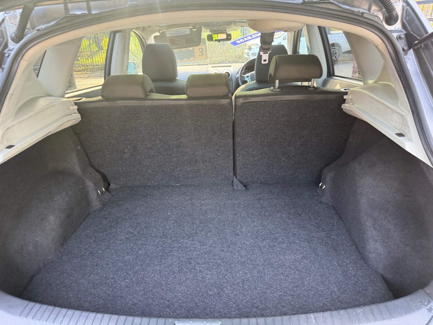 Used Nissan Qashqai 2010 for sale - 76651085: Photo 9