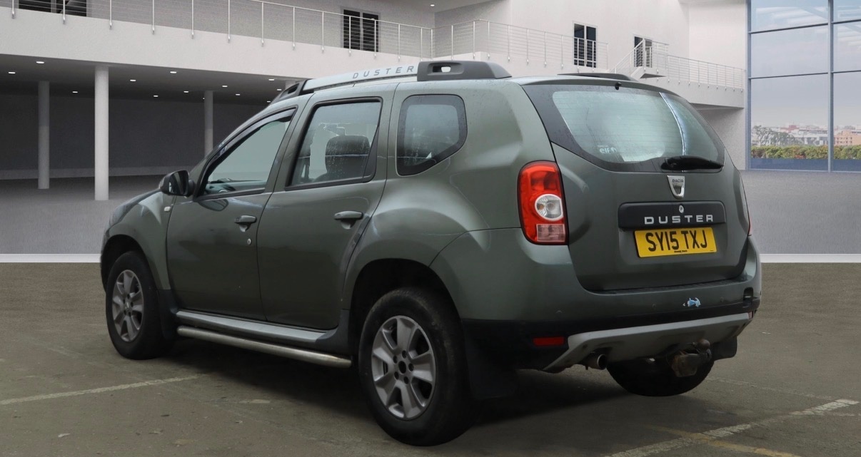 Used Dacia Duster 2015 for sale - 77289290: Photo 3