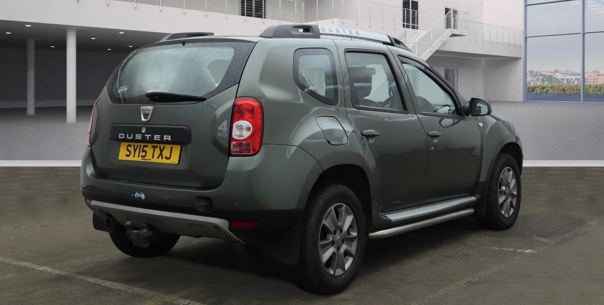 Used Dacia Duster 2015 for sale - 77289290: Photo 4
