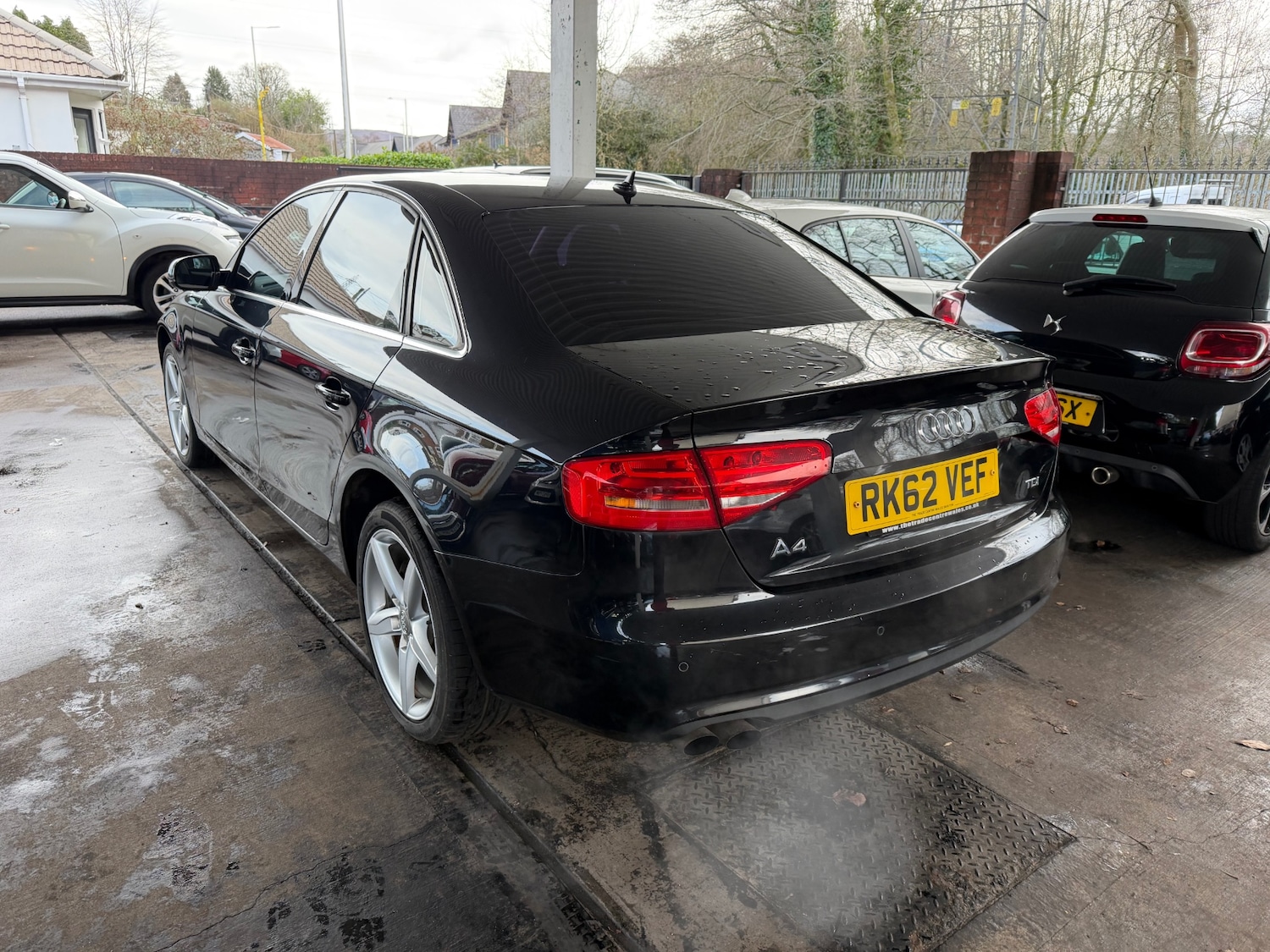 Used Audi A4 2012 for sale - 77129866: Photo 2