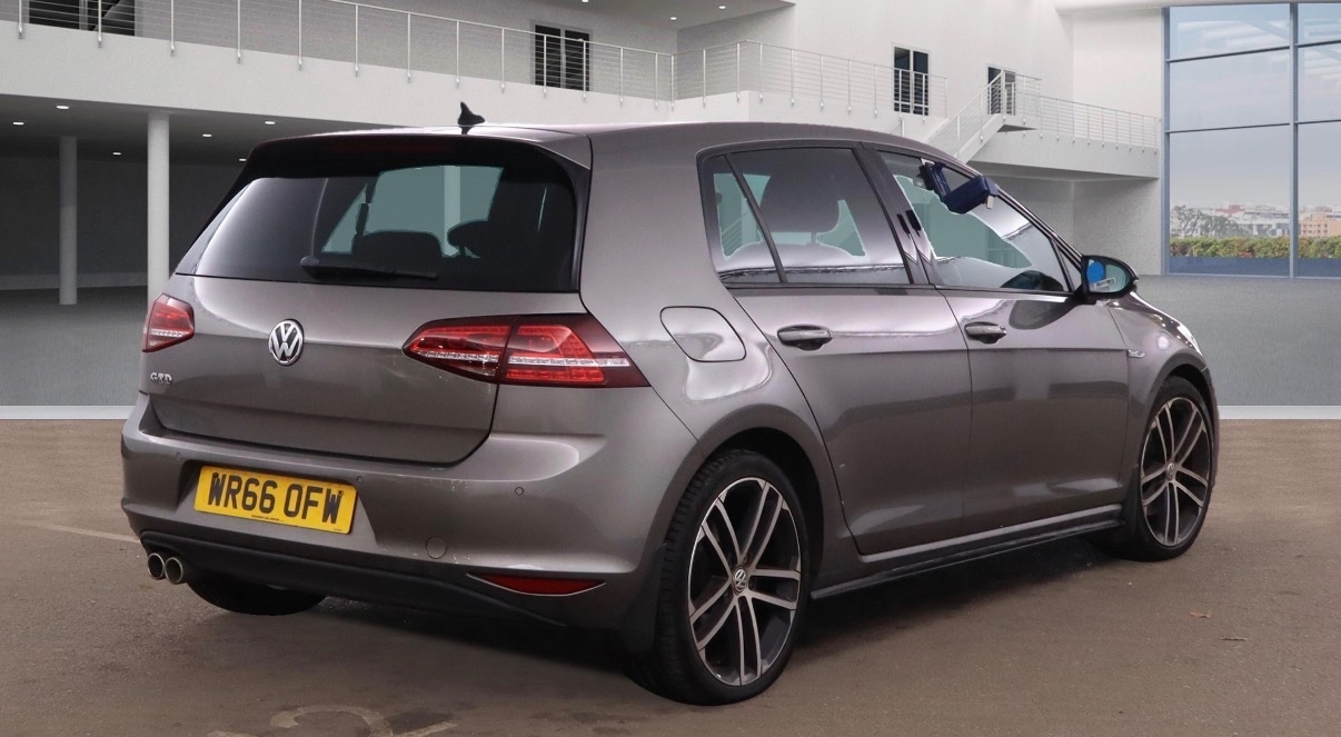 Used Volkswagen Golf 2016 for sale - 76696567: Photo 3