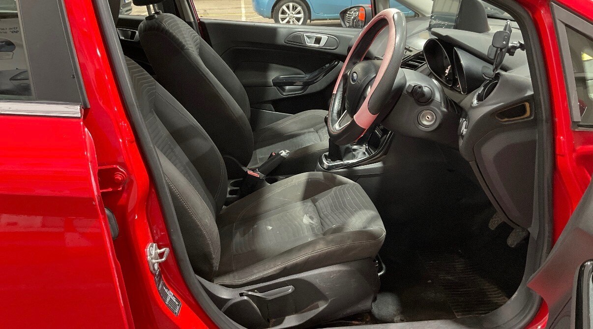 Used Ford Fiesta 2013 for sale - 77129890: Photo 5