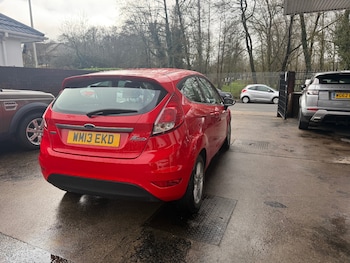 Used Ford Fiesta 2013 for sale - 77687794: Photo