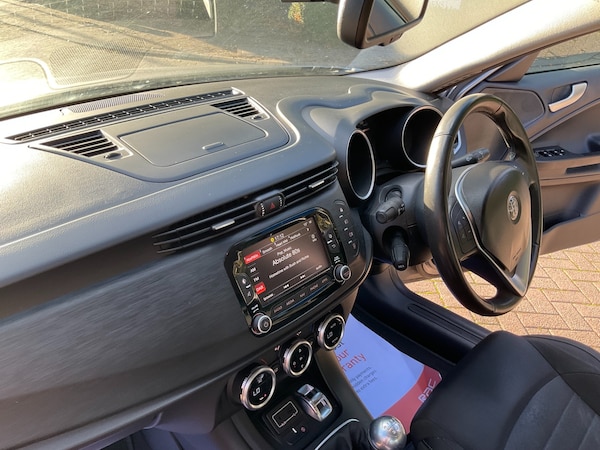 Used Alfa Romeo Giulietta 2018 for sale - 74938185: Photo 10