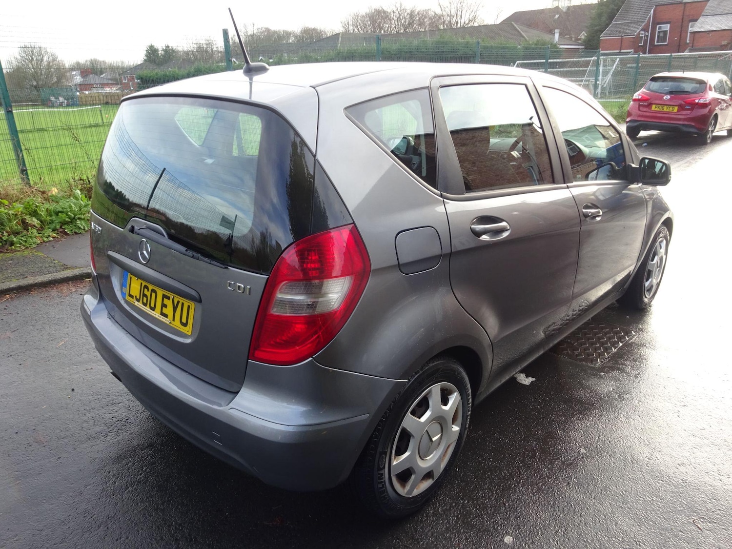 Used Mercedes-Benz A-Class 2010 for sale - 76832845: Photo 10