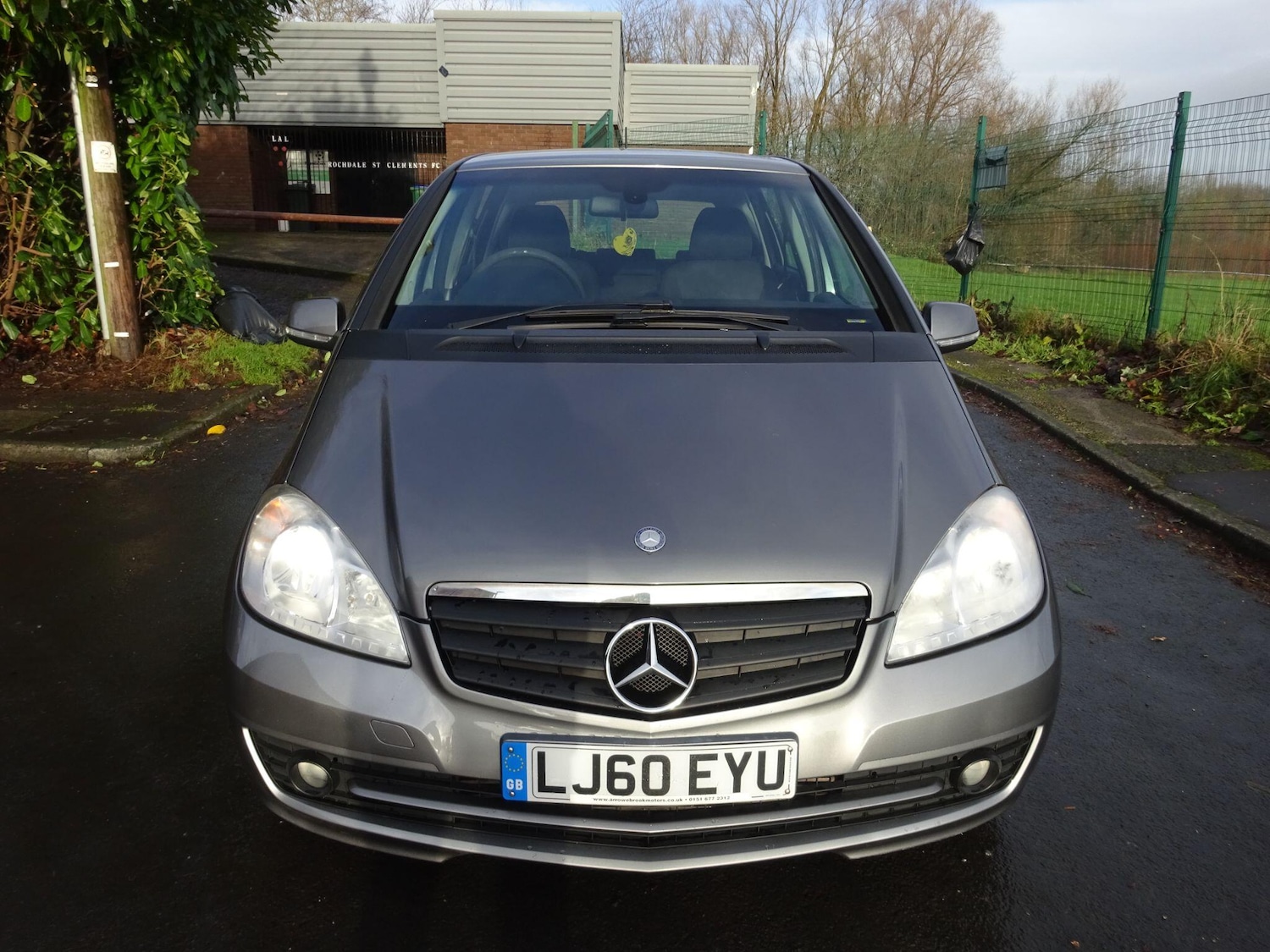Used Mercedes-Benz A-Class 2010 for sale - 76832845: Photo 2