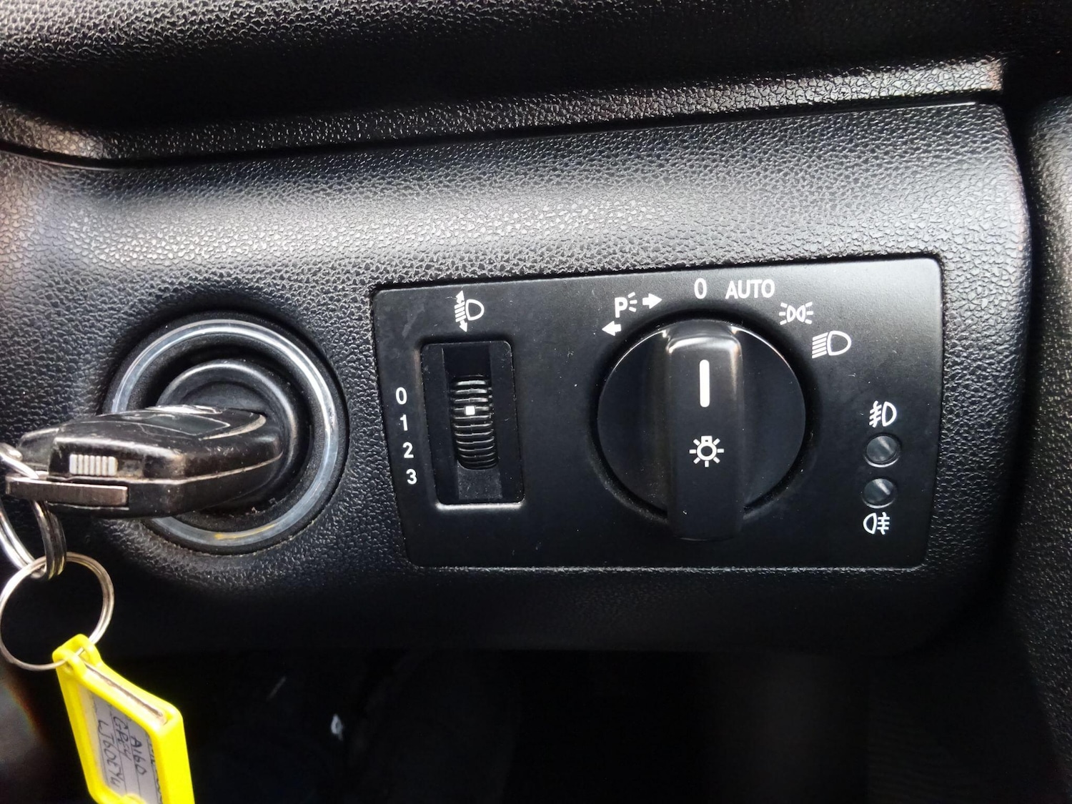 Used Mercedes-Benz A-Class 2010 for sale - 76832845: Photo 21