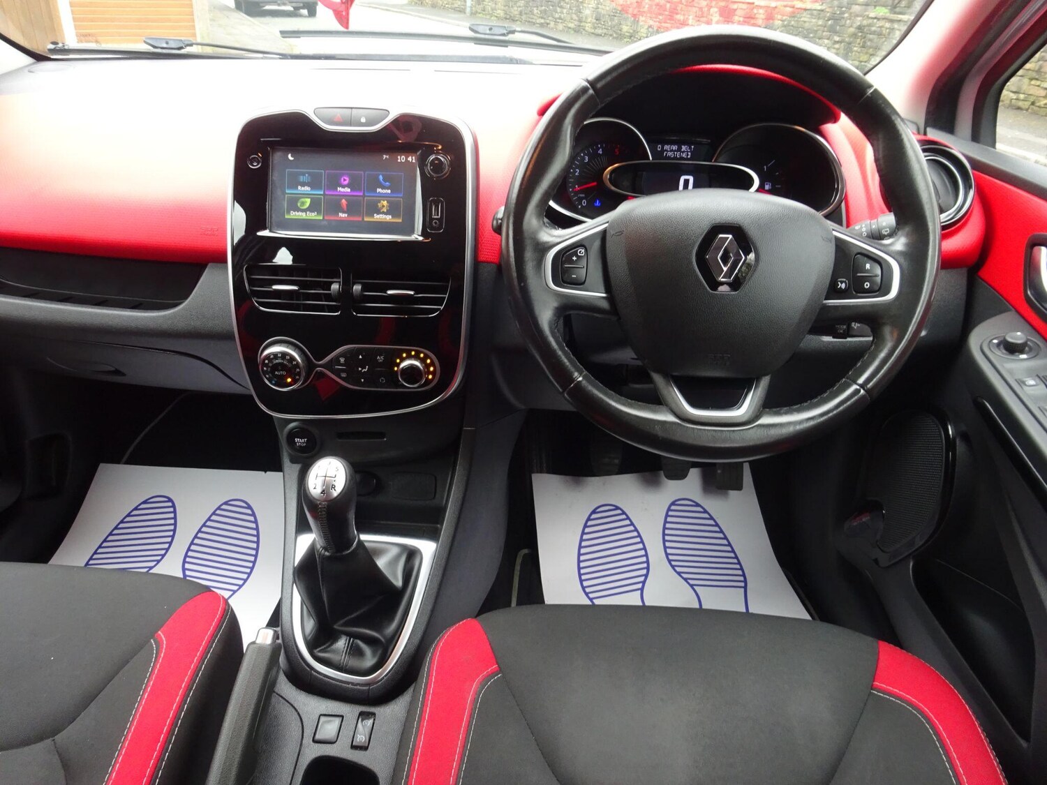 Used Renault Clio 2016 for sale - 77909615: Photo 12