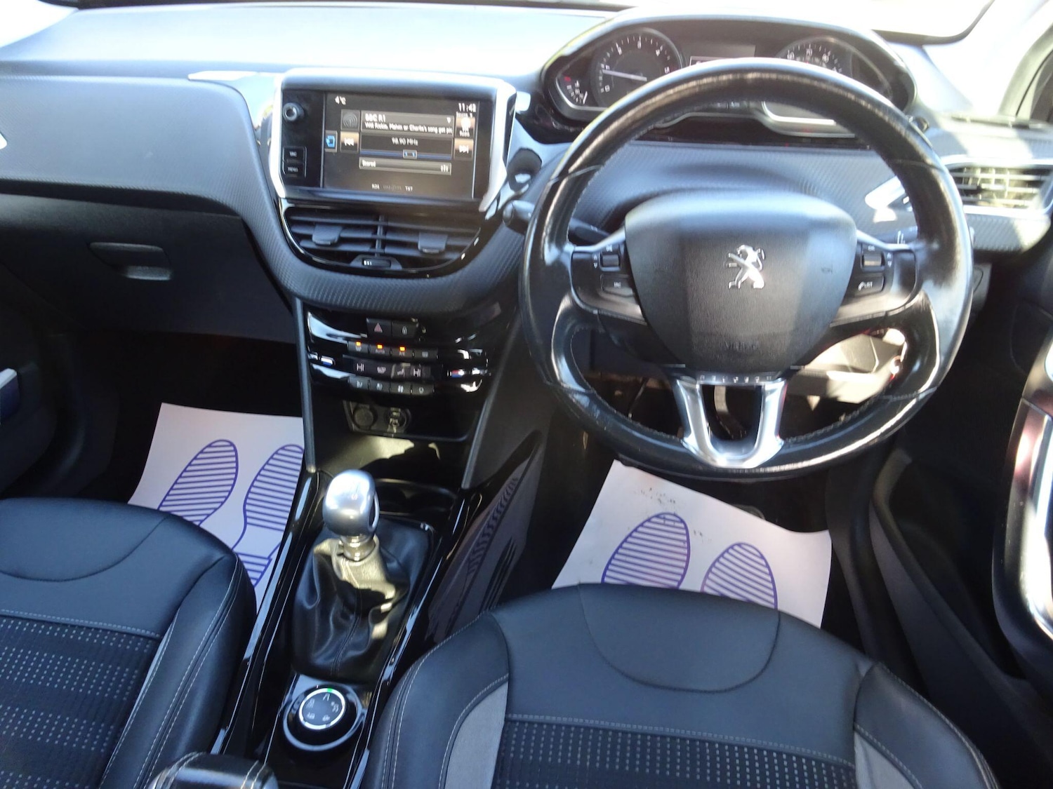 Used Peugeot 2008 2014 for sale - 76715305: Photo 12