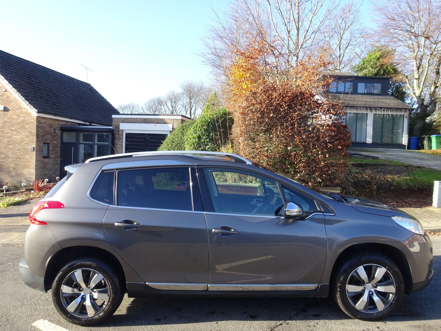 Used Peugeot 2008 2014 for sale - 76715305: Photo 5