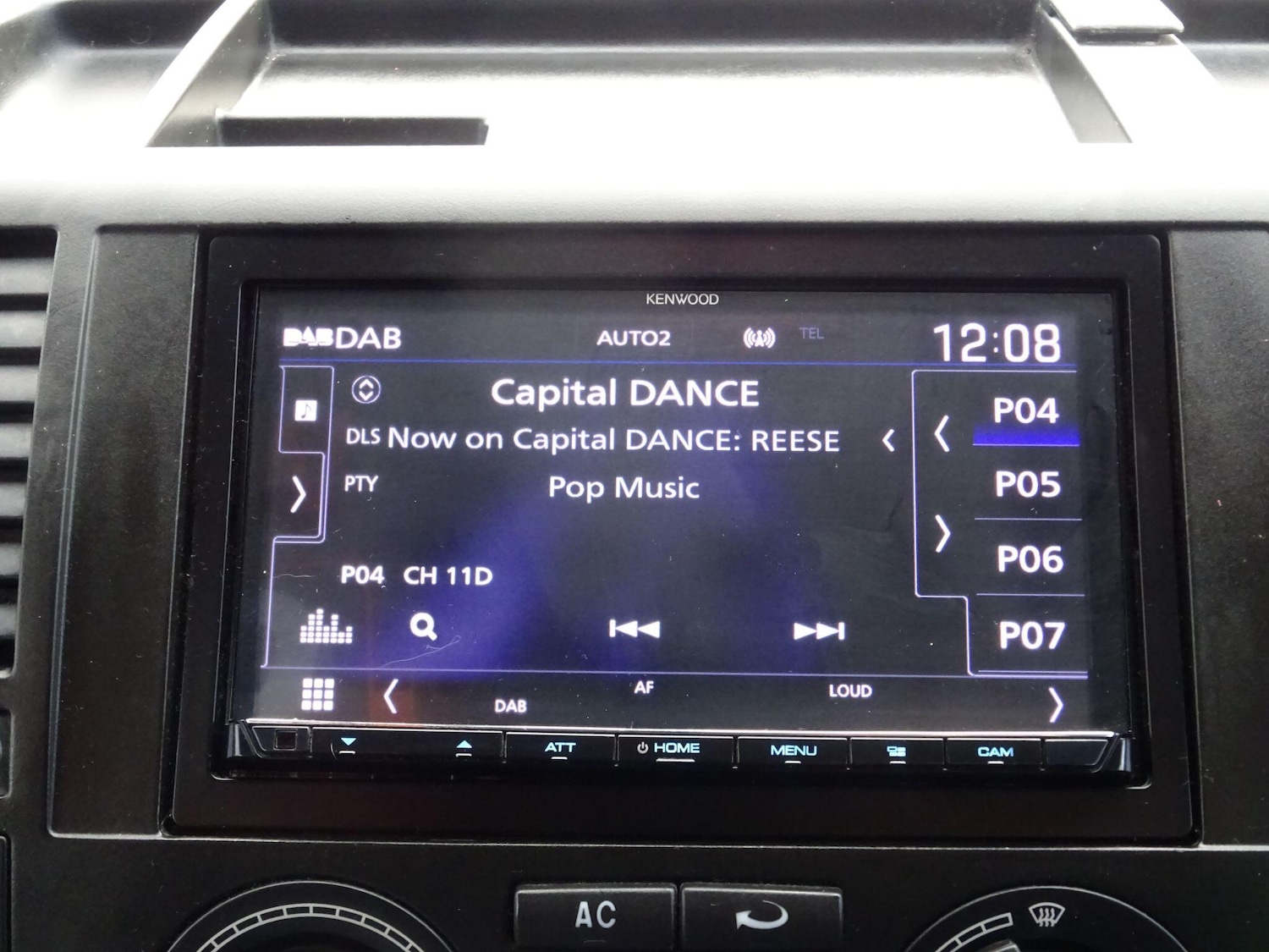 Used Volkswagen Caravelle 2009 for sale - 76832110: Photo 24