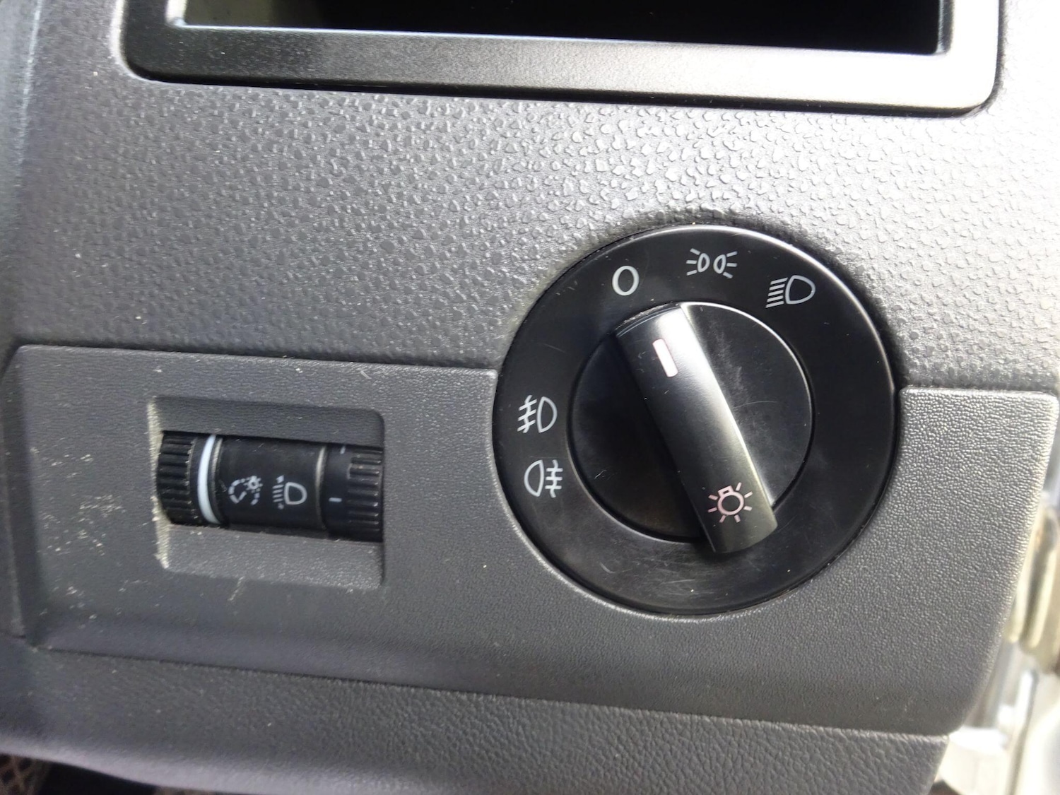 Used Volkswagen Caravelle 2009 for sale - 76832110: Photo 27