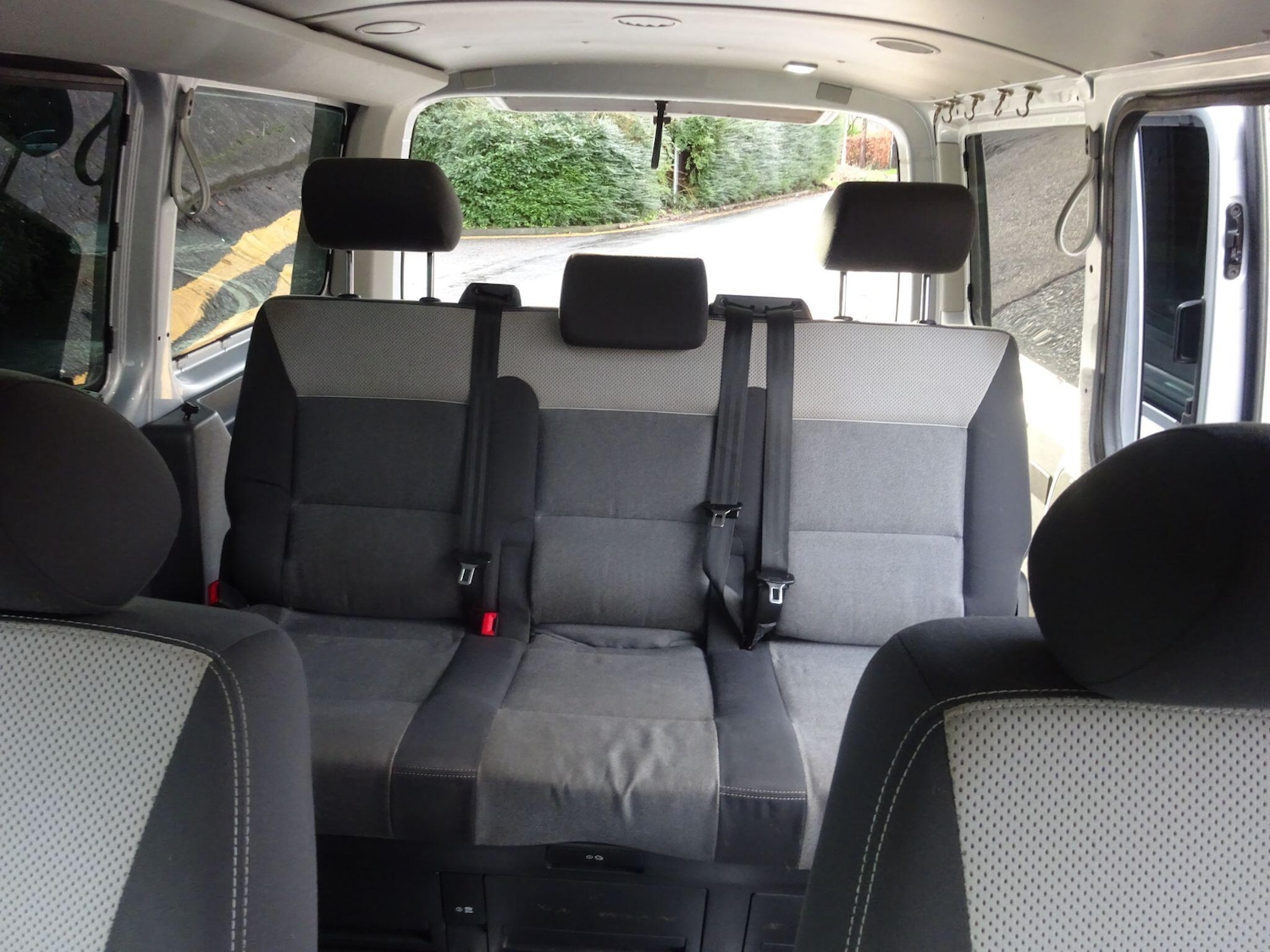 Used Volkswagen Caravelle 2009 for sale - 76832110: Photo 29