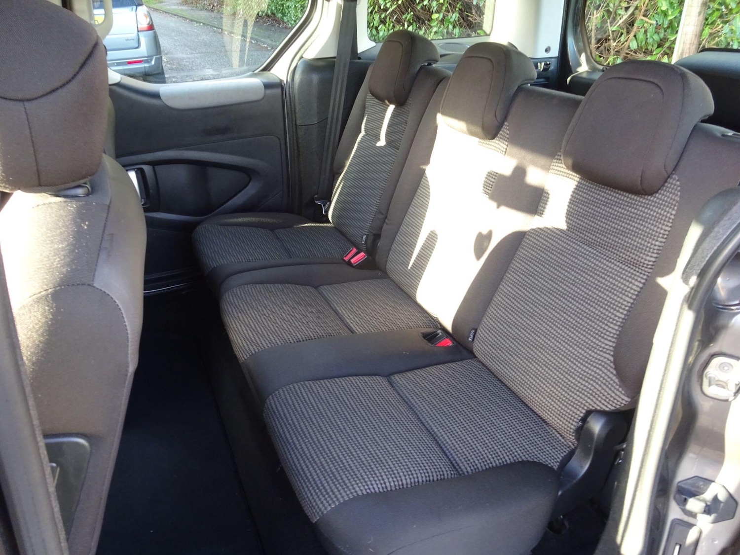 Used Peugeot Partner Tepee 2012 for sale - 76743511: Photo 24