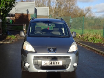 Used Peugeot Partner Tepee 2012 for sale - 76743511: Photo
