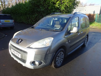 Used Peugeot Partner Tepee 2012 for sale - 76743511: Photo