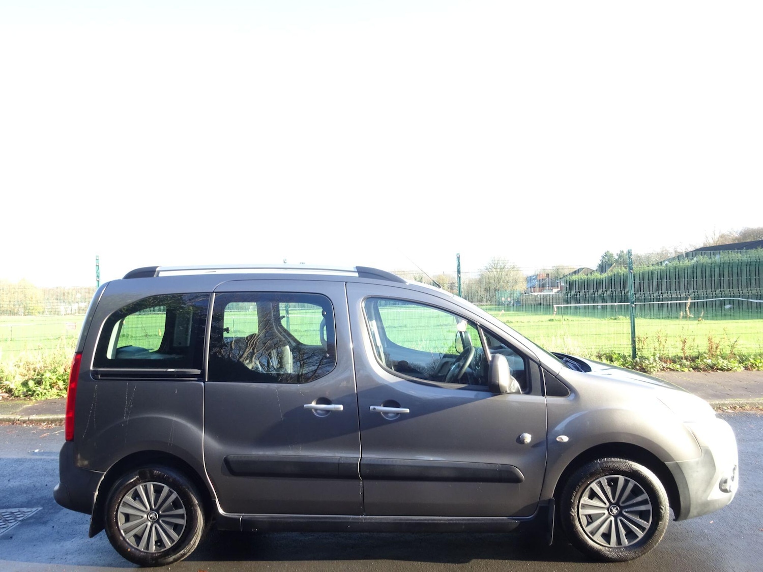 Used Peugeot Partner Tepee 2012 for sale - 76743511: Photo 5