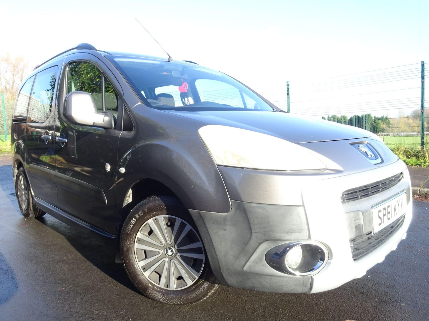 Used Peugeot Partner Tepee 2012 for sale - 76743511: Photo 9