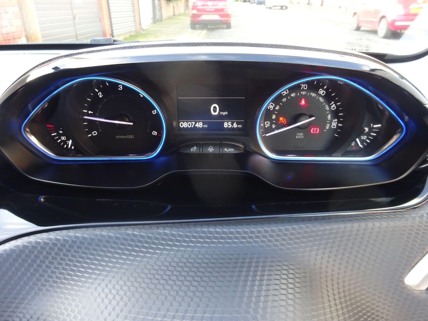 Used Peugeot 2008 2014 for sale - 76866096: Photo 17