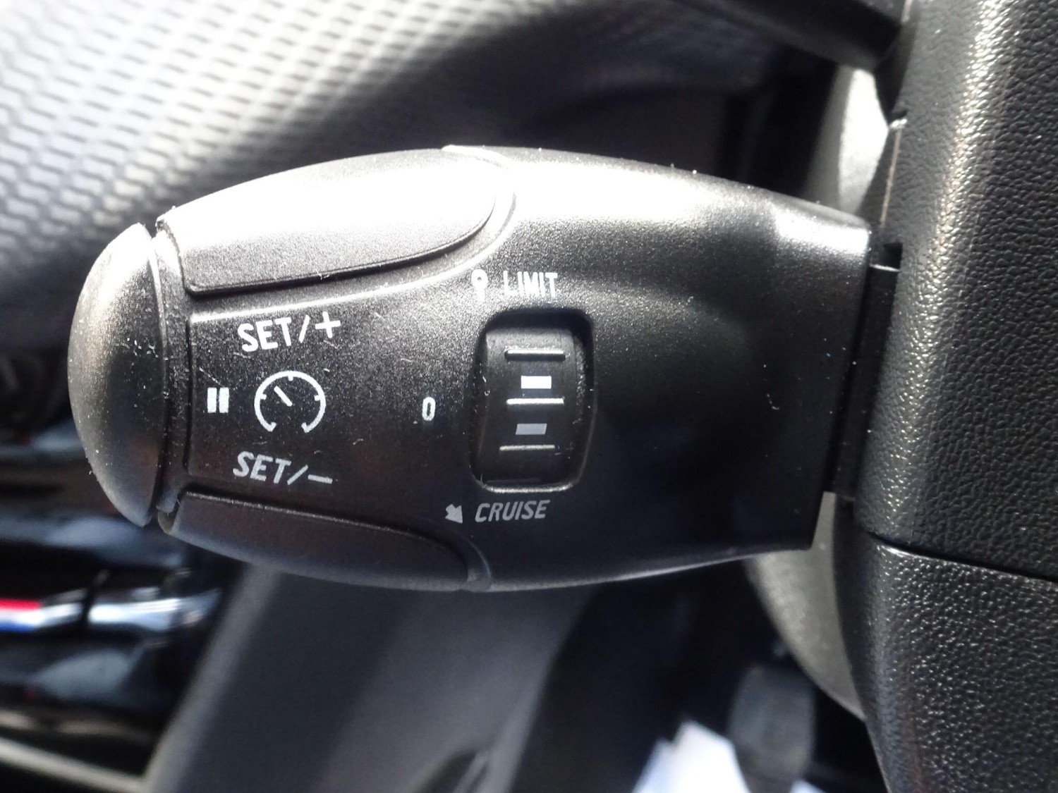 Used Peugeot 2008 2014 for sale - 76866096: Photo 28