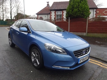 Used Volvo V40 2014 for sale - 76976206: Photo
