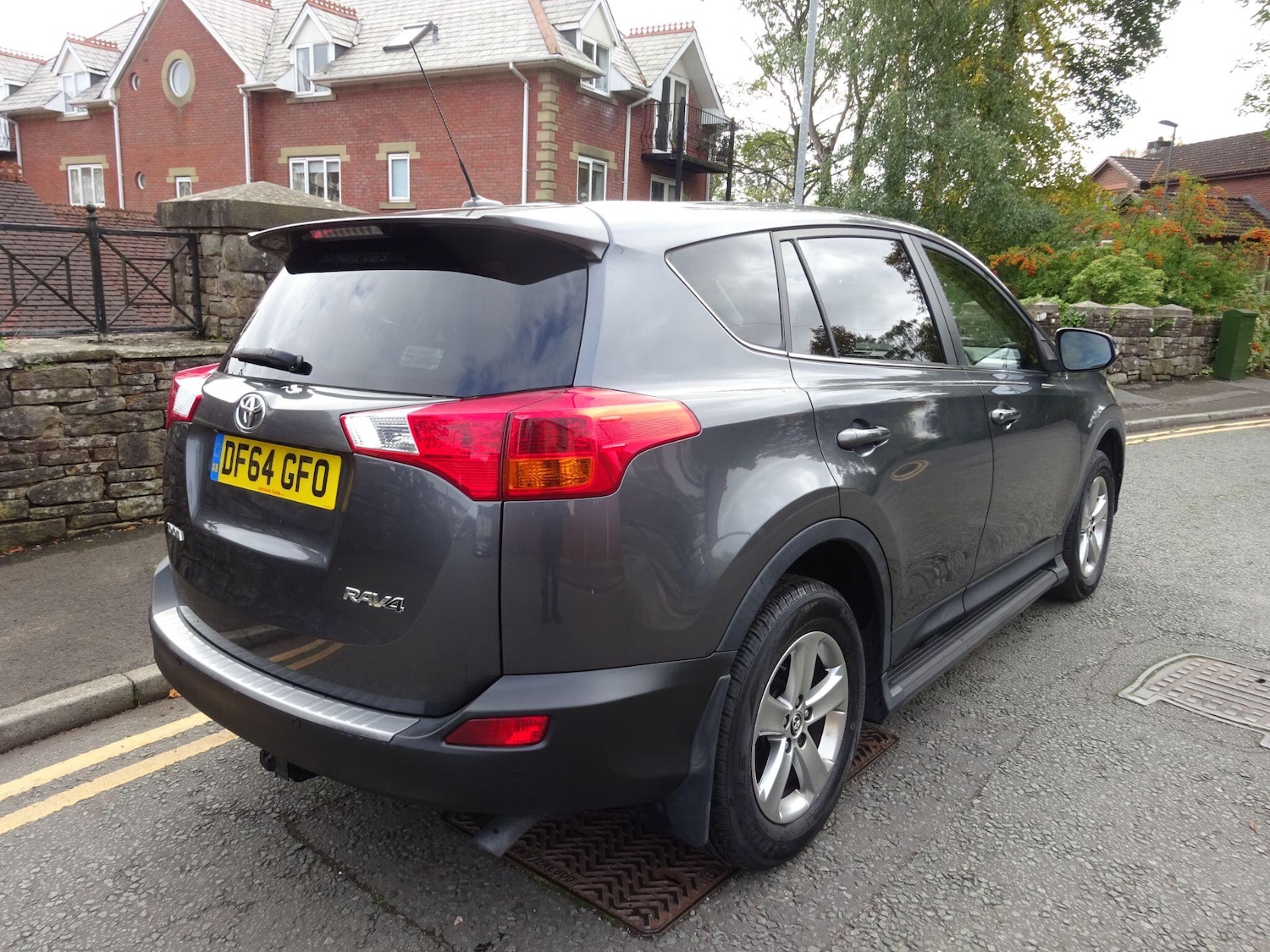 Used Toyota RAV4 2014 for sale - 76715326: Photo 10