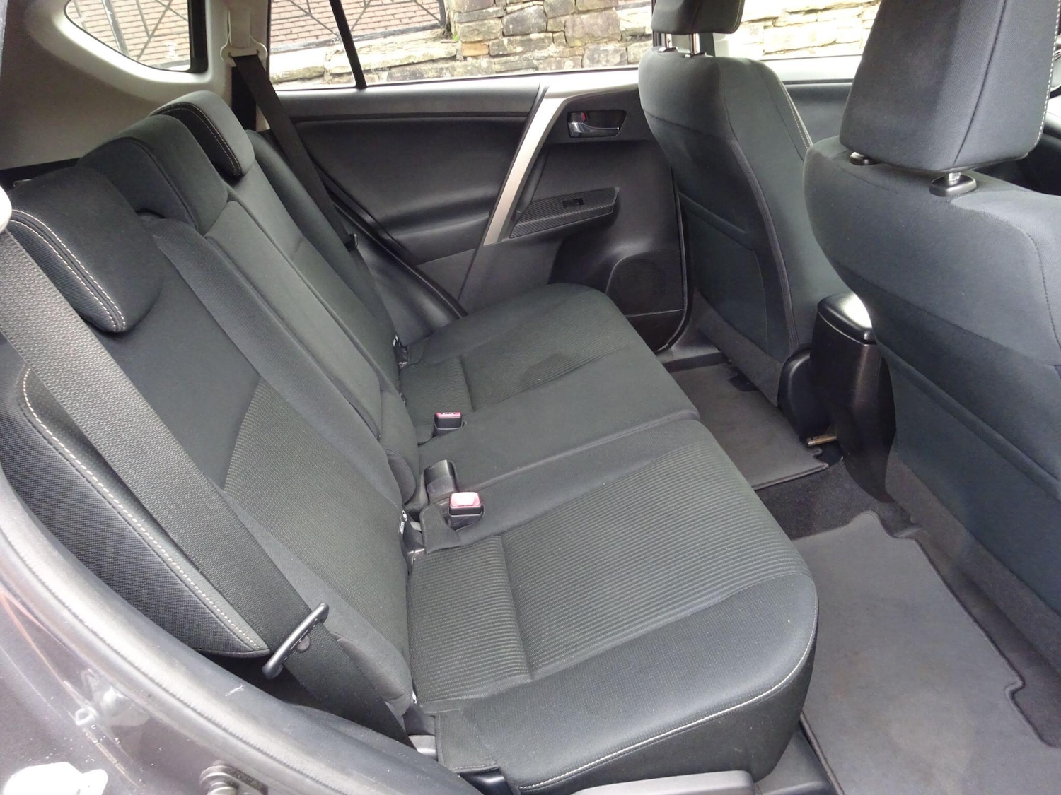 Used Toyota RAV4 2014 for sale - 76715326: Photo 32