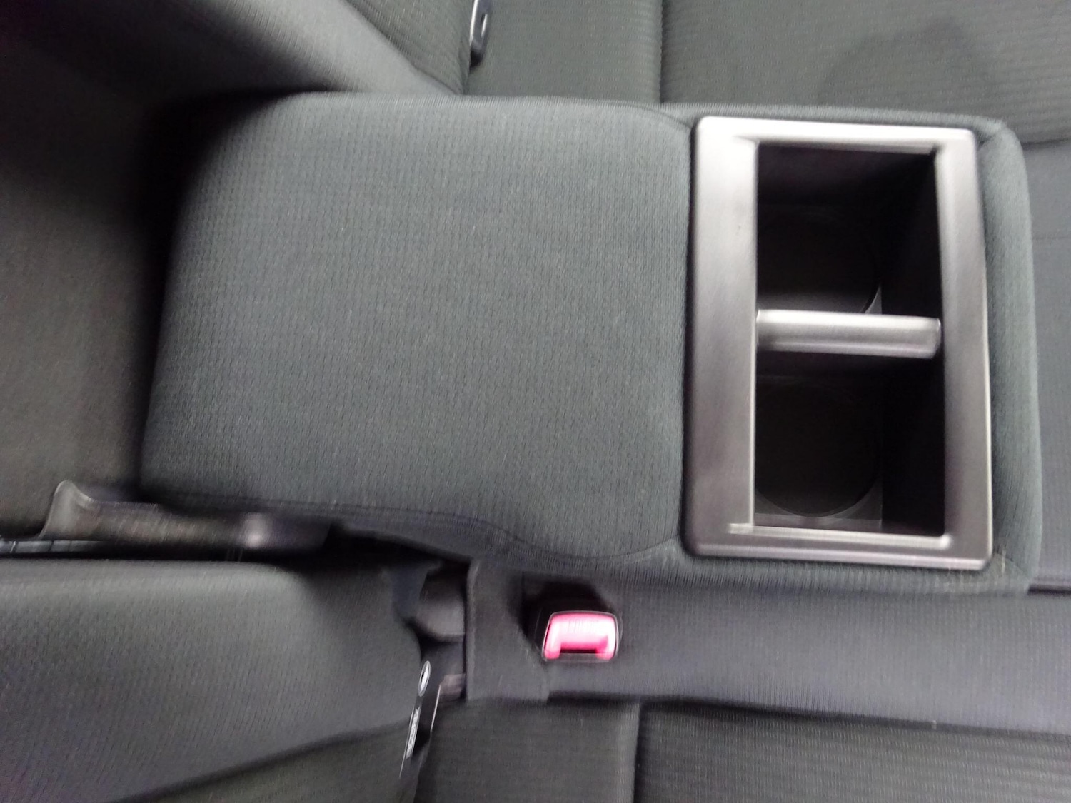 Used Toyota RAV4 2014 for sale - 76715326: Photo 34