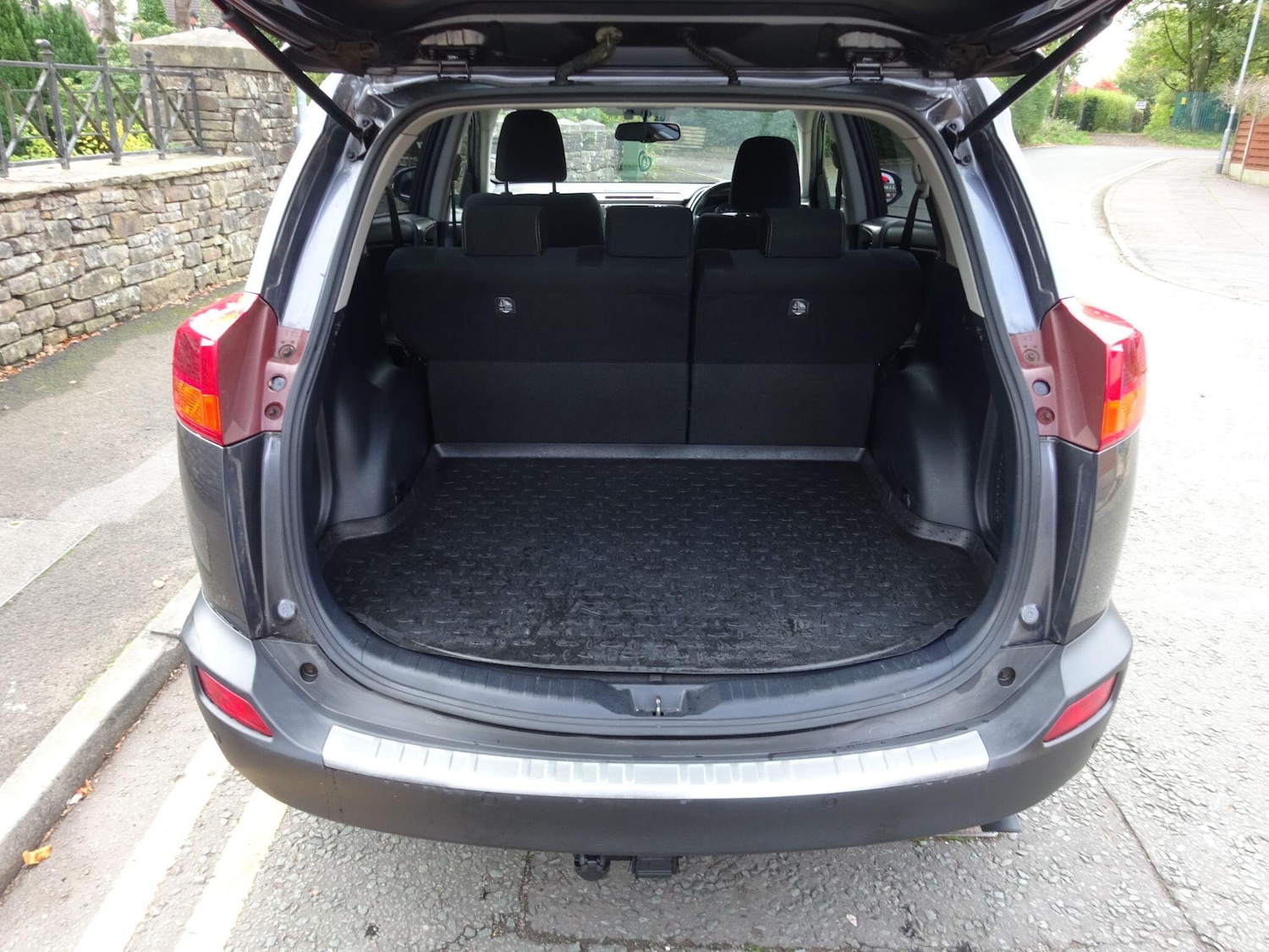 Used Toyota RAV4 2014 for sale - 76715326: Photo 36