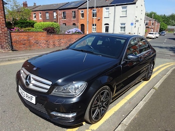 Used Mercedes-Benz C Class 2013 for sale - 79159119: Photo