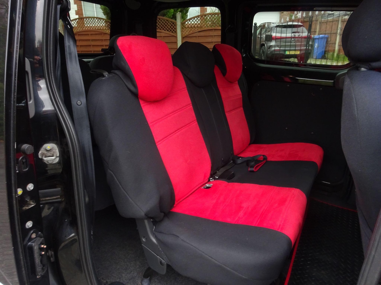 Used Nissan NV200 2013 for sale - 77597978: Photo 32