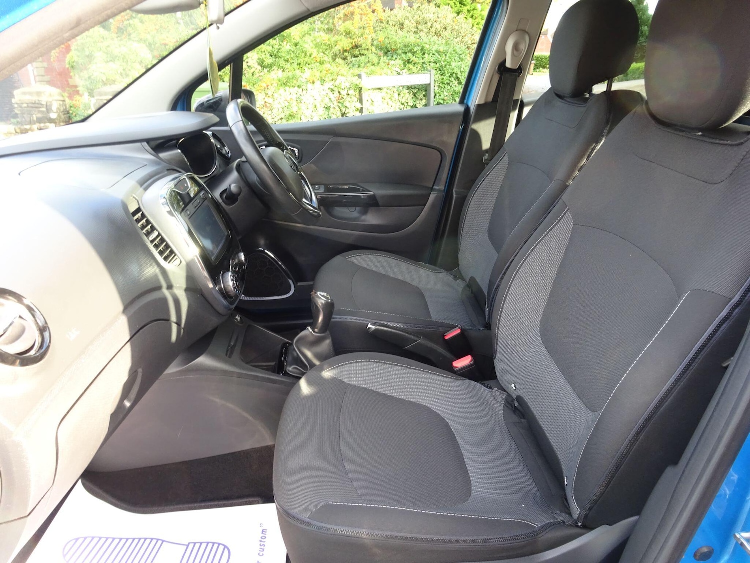 Used Renault Captur 2015 for sale - 76715151: Photo 15