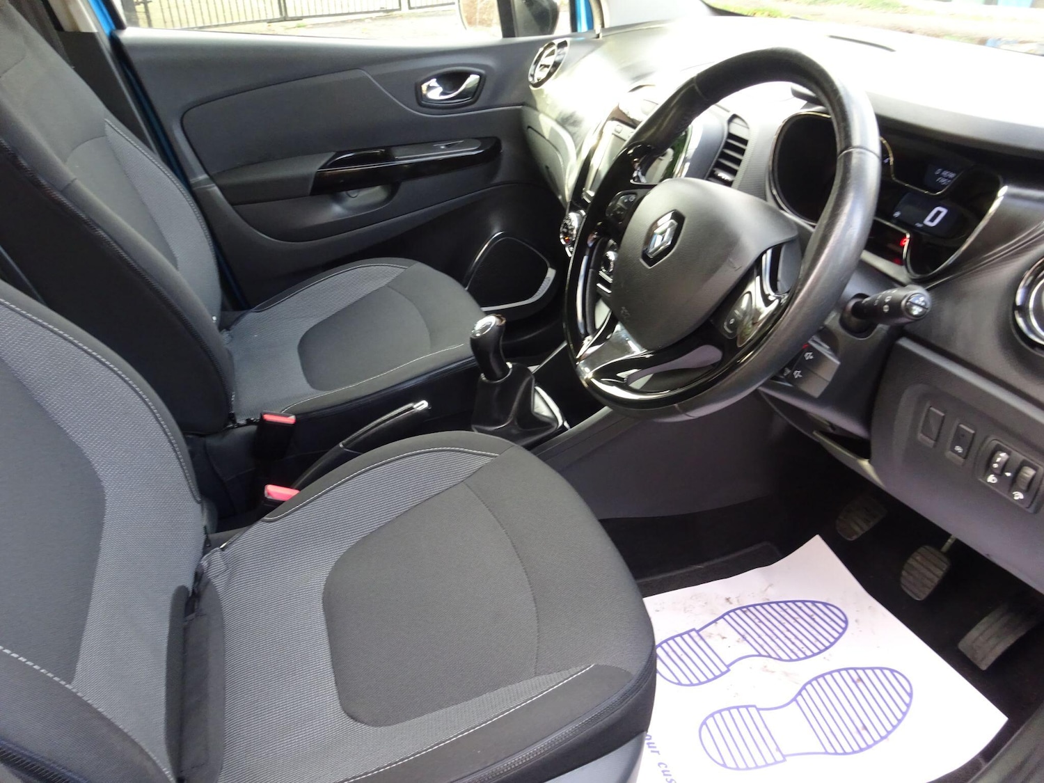 Used Renault Captur 2015 for sale - 76715151: Photo 16