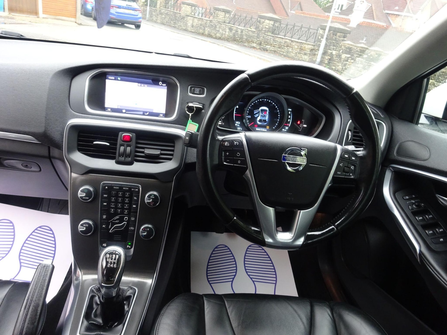 Used Volvo V40 2013 for sale - 76714410: Photo 12