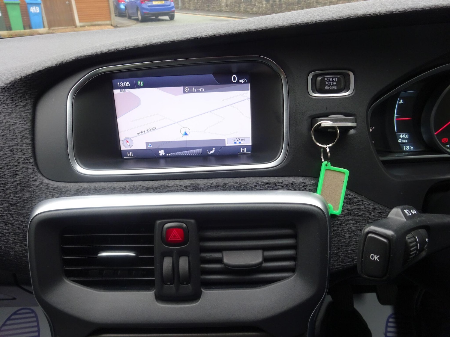 Used Volvo V40 2013 for sale - 76714410: Photo 18