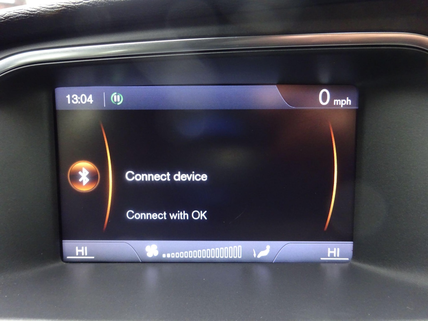 Used Volvo V40 2013 for sale - 76714410: Photo 21