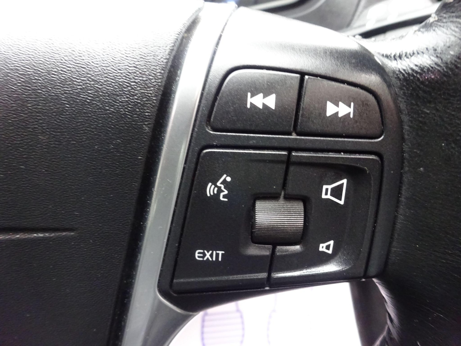 Used Volvo V40 2013 for sale - 76714410: Photo 26