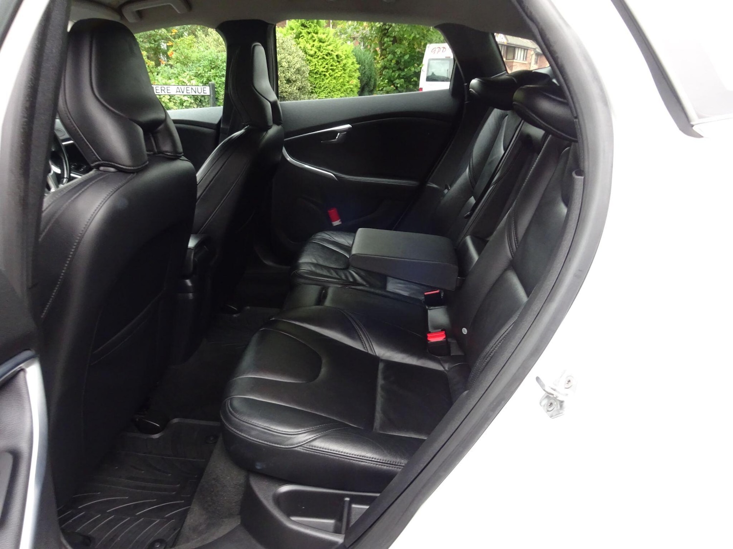 Used Volvo V40 2013 for sale - 76714410: Photo 33