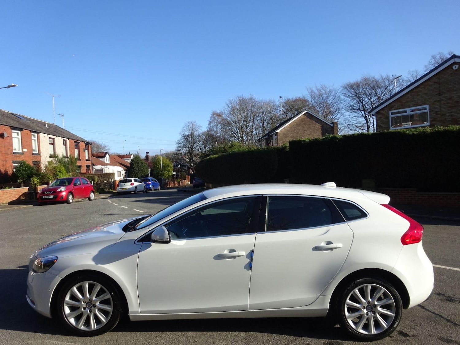 Used Volvo V40 2013 for sale - 76714410: Photo 5