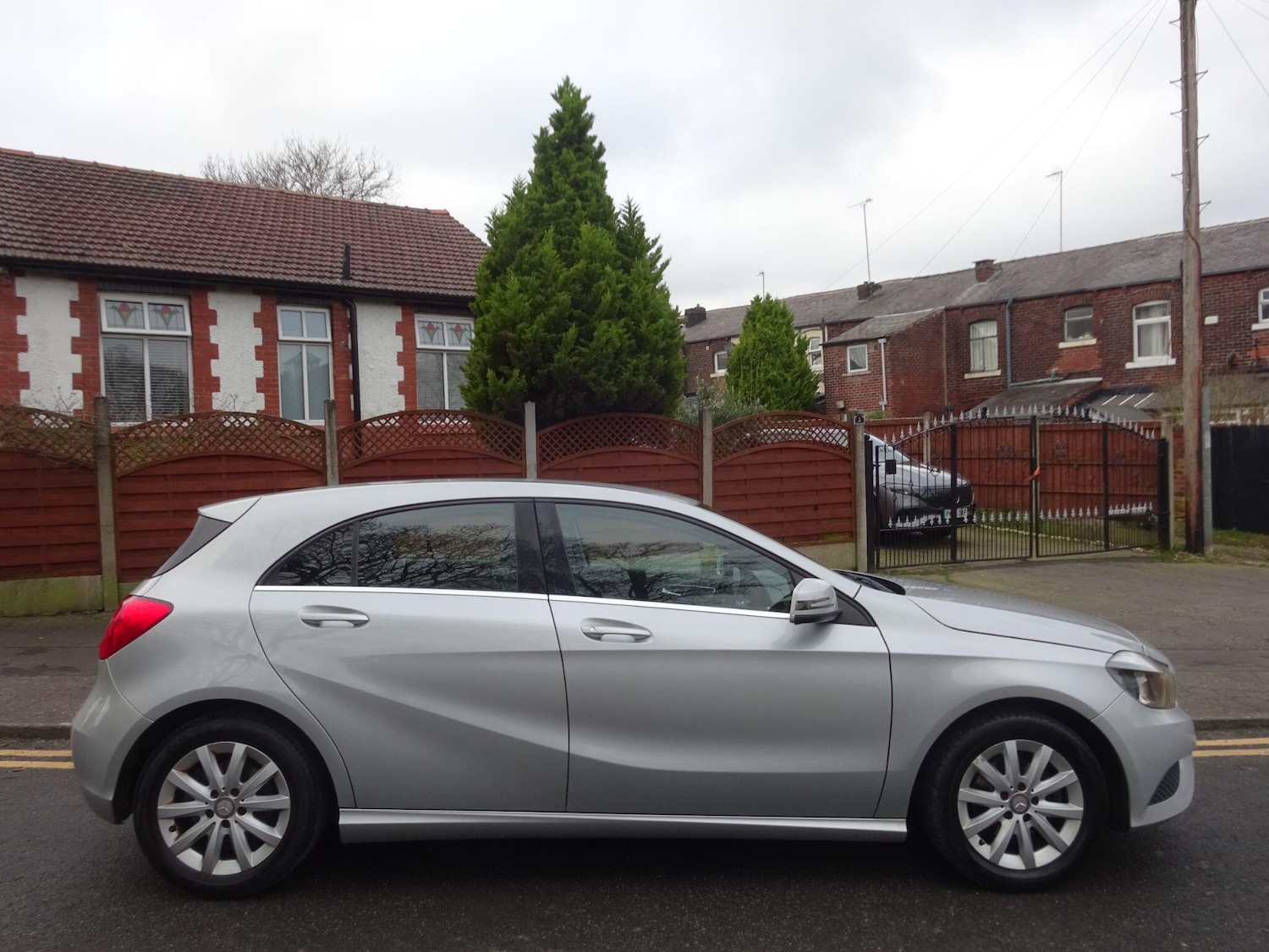 Used Mercedes-Benz A-Class 2014 for sale - 77411800: Photo 5