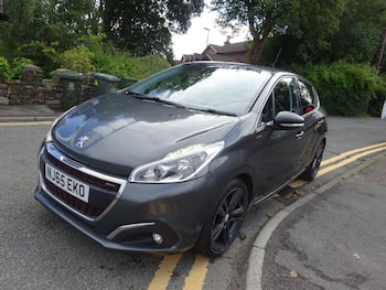 Used Peugeot 208 2015 for sale - 79831296: Photo