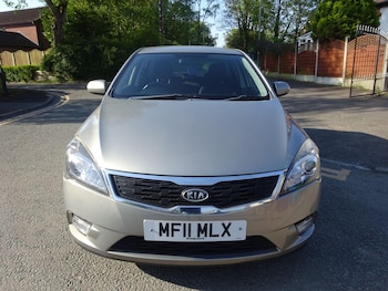 Used Kia Ceed 2011 for sale - 78417493: Photo