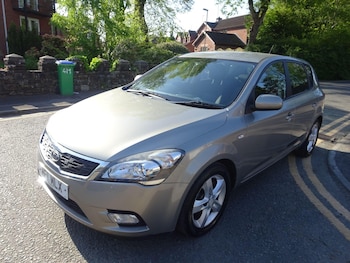 Used Kia Ceed 2011 for sale - 78417493: Photo