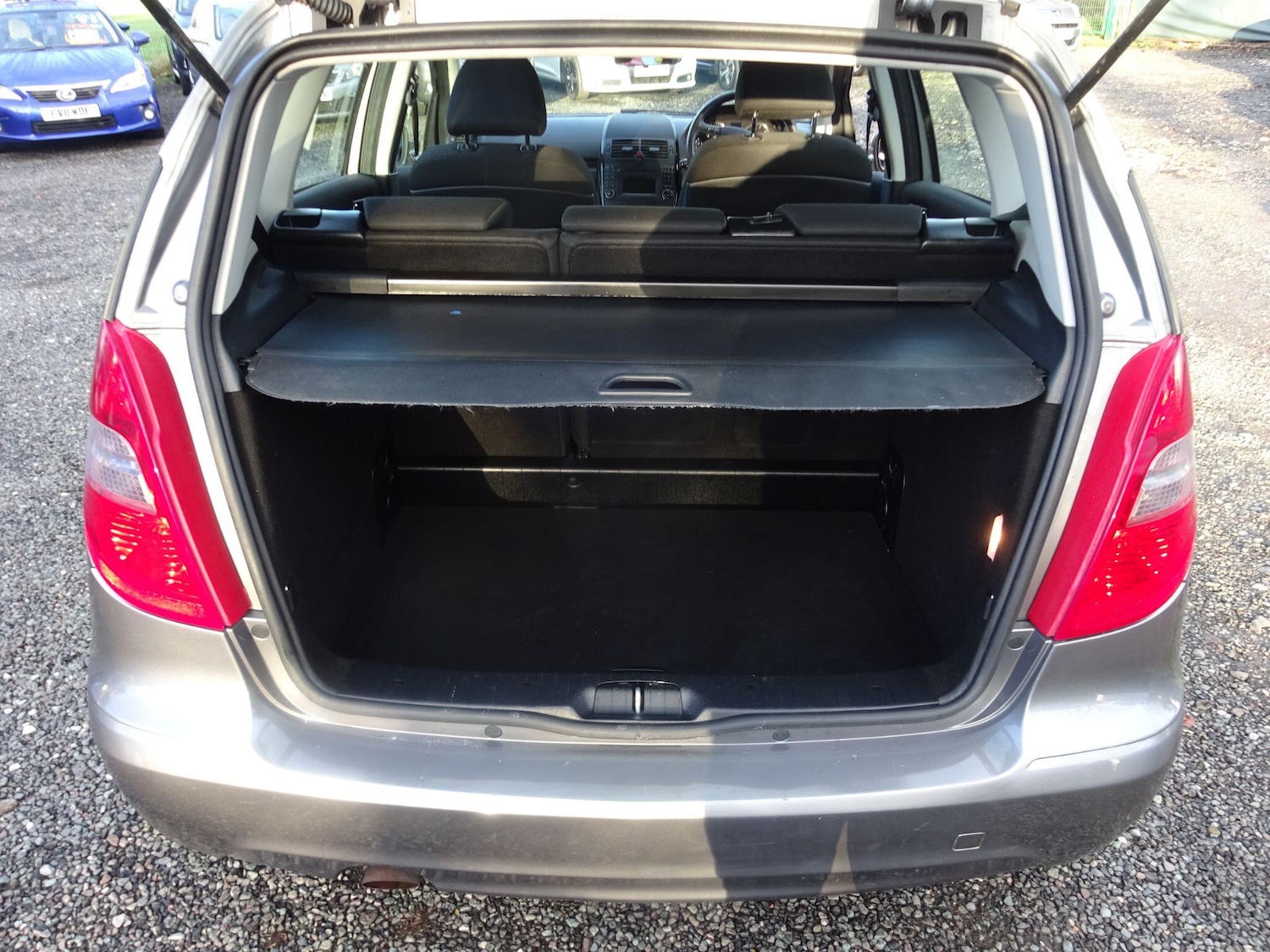 Used Mercedes-Benz A-Class 2011 for sale - 76743537: Photo 24