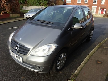 Used Mercedes-Benz A-Class 2011 for sale - 76743537: Photo