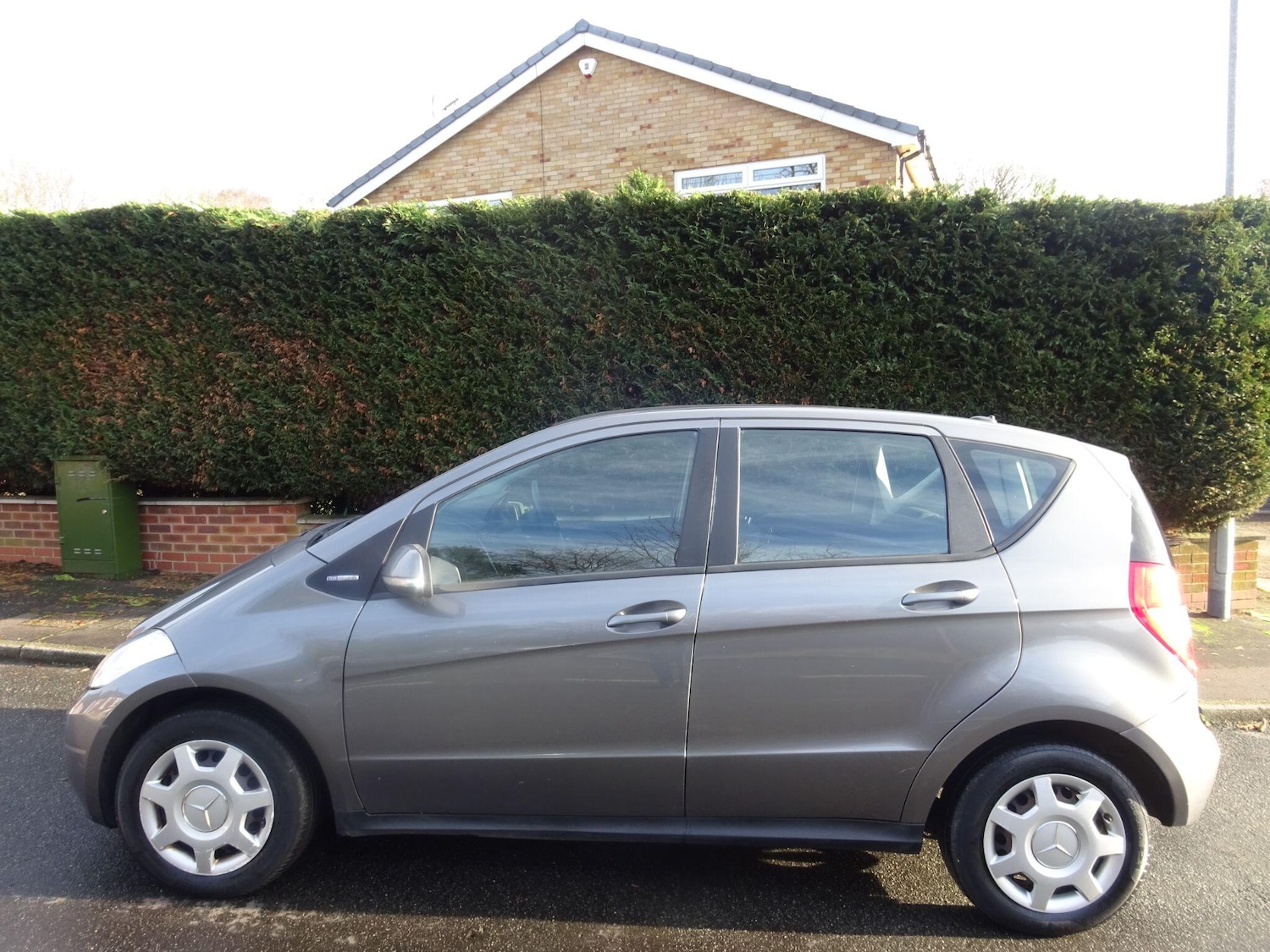 Used Mercedes-Benz A-Class 2011 for sale - 76743537: Photo 6